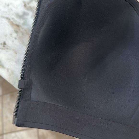 NWT Lululemon zip front bra - Picture 6 of 6